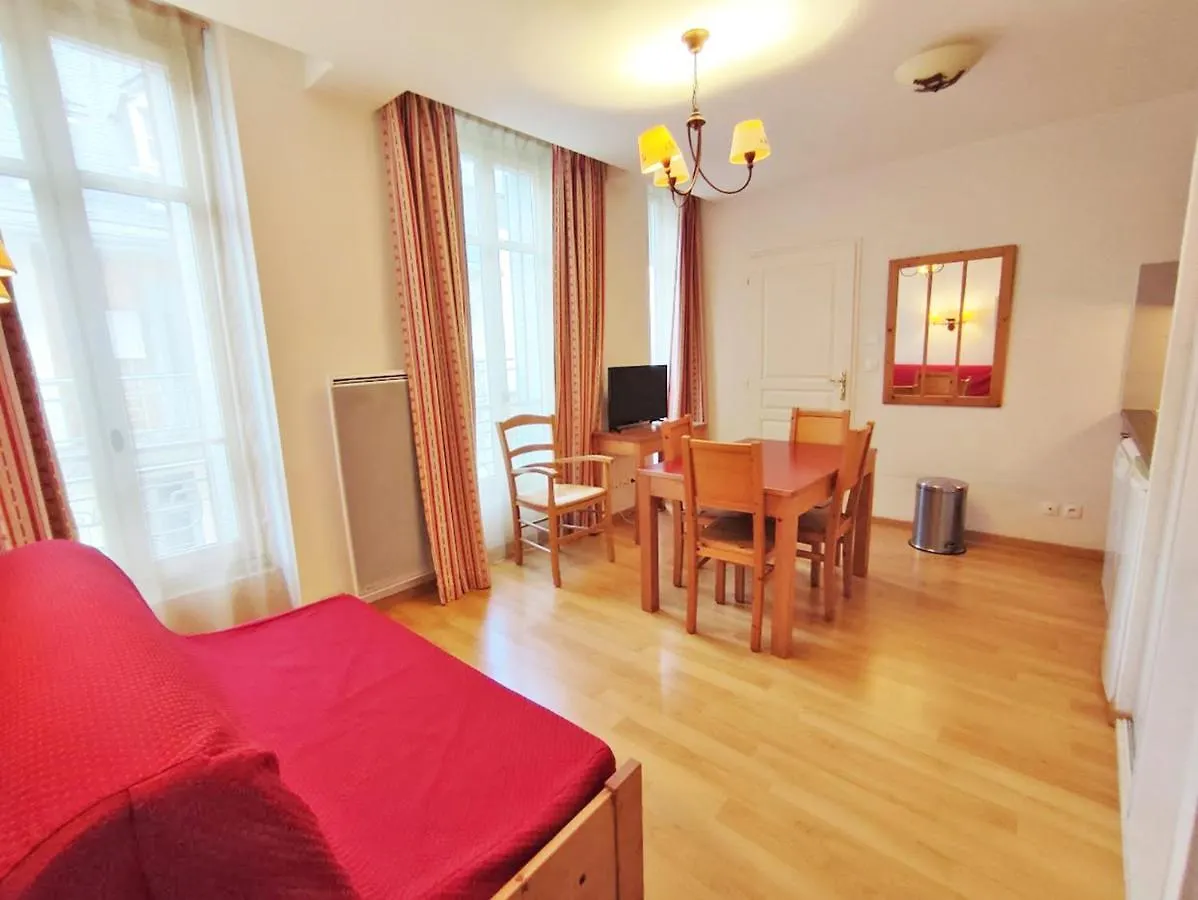La Petite Ourse, T2, Centre Luchon, Wifi, Casier A Skis, Ascenseur, 4 Personnes Bagnères-de-Luchon